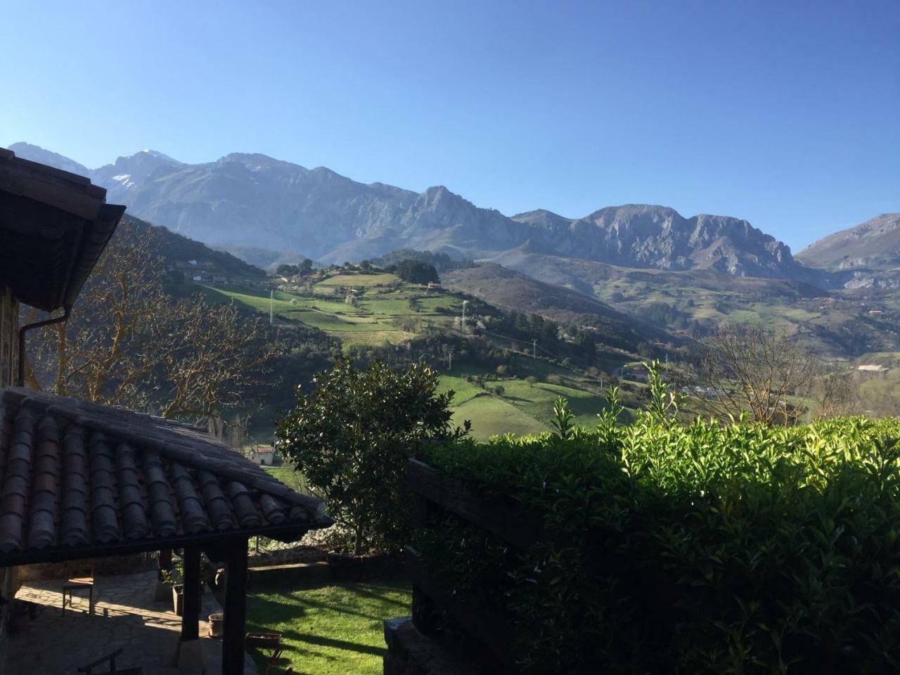 Gasthaus Mirador De Picos Aliezo Exterior foto